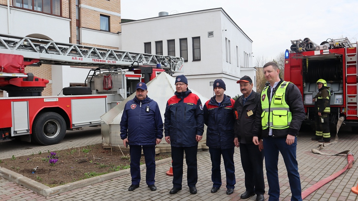 Пожарно-тактические занятия провели в пансионате Никольский парк