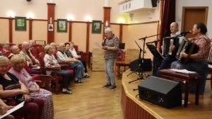 21.07.2025г В пансионат «Никольский парк» приехали, с концертной программой «Его величество баян», два баяниста: Наталья Завидова и Дмитрий Абесадзе.